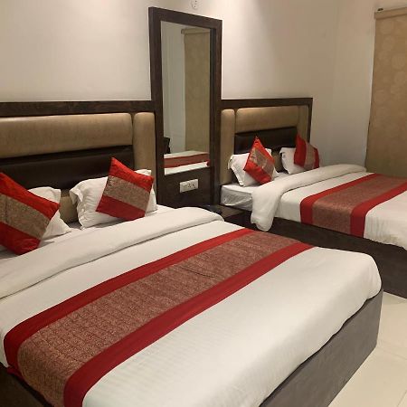 Hotel Sb Residency Amritsar Exterior foto
