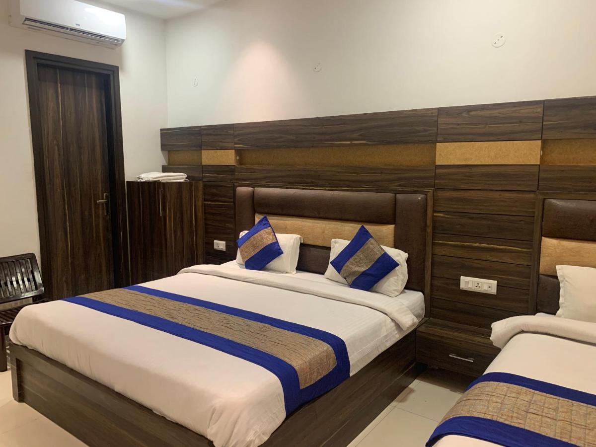 Hotel Sb Residency Amritsar Exterior foto