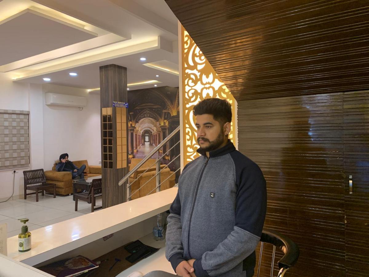 Hotel Sb Residency Amritsar Exterior foto